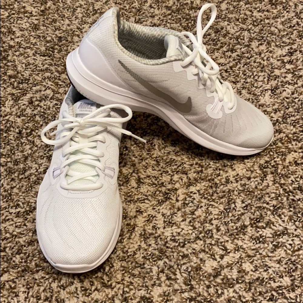 Women's Nike Shoes